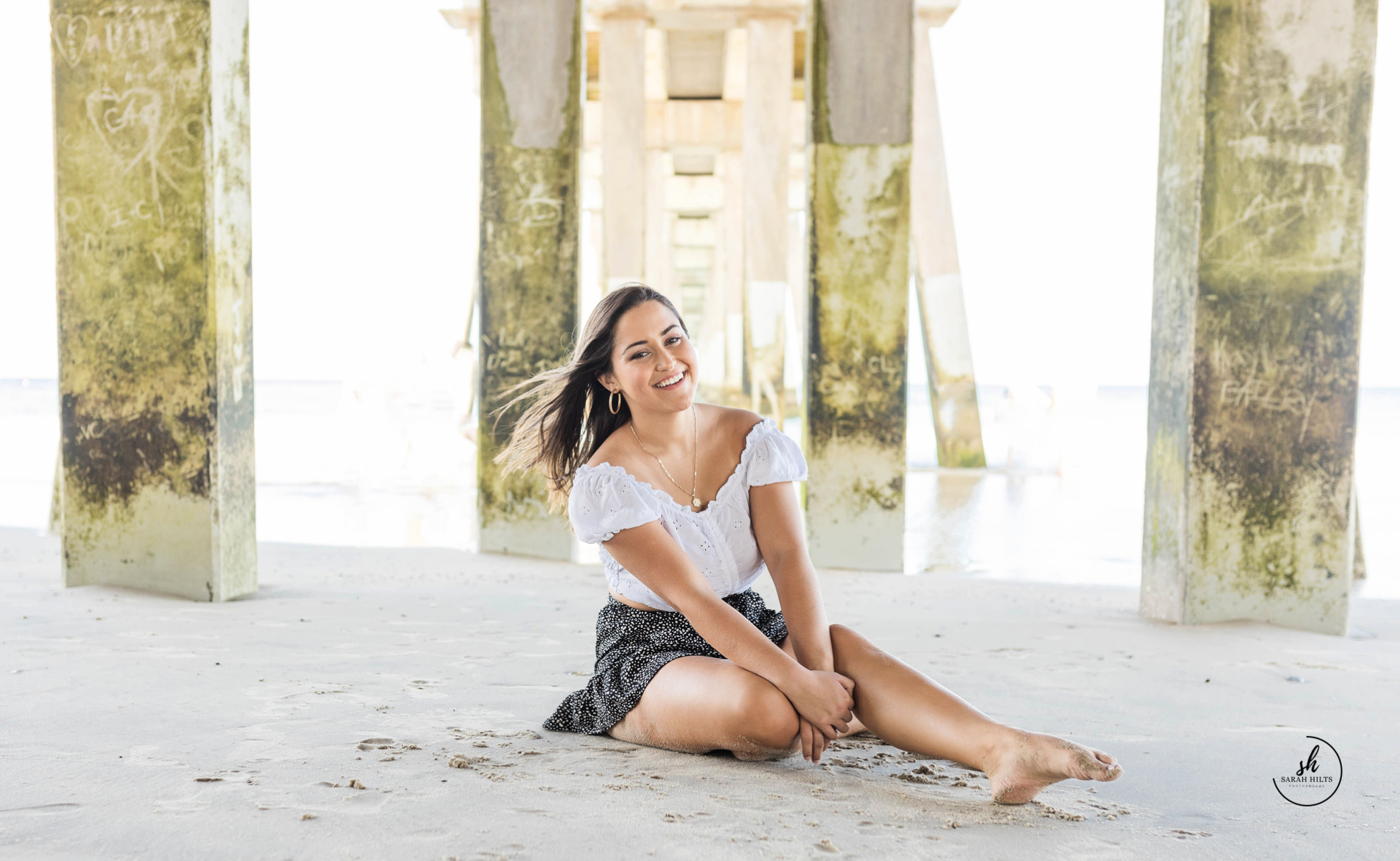 Sarah hilts photography , north Carolina senior photographer, nc senior portraits , Nags Head north carolina , obx senior photographer,girl senior poses , senior poses on beach , outer banks senior portraits , north carolina senior portraits , jeanette fishing pier, jockey ridge , pirates coves , 