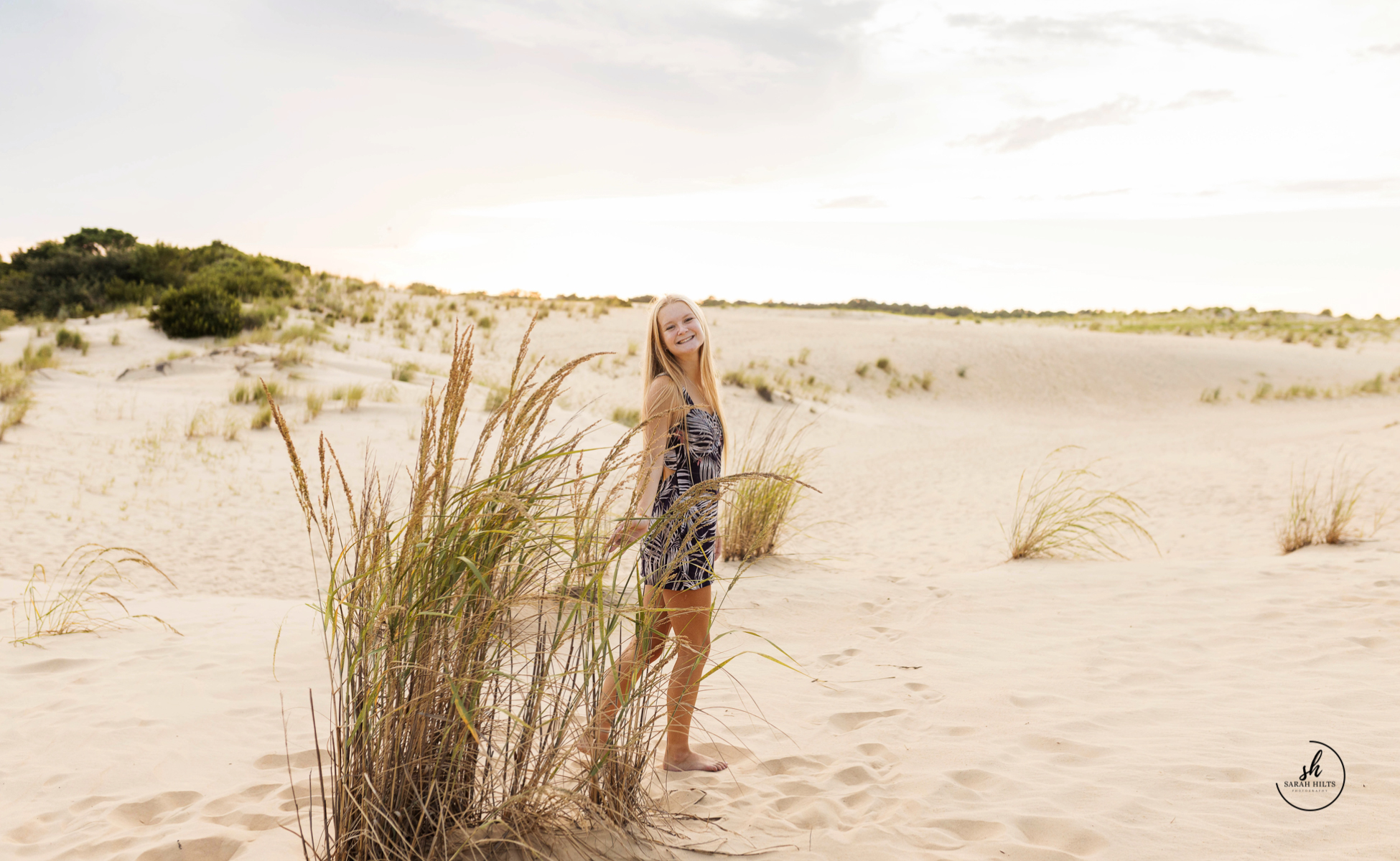 Jockey Ridge NC, Sarah Hilts Photography, obx senior photographer , outer banks pics , senior pics on obx, Nags Head fishing pier , Nags Head , Nags Head Senior pics , girl senior poses , beach senior poses , nc senior photographer , eastern NC Senior photographer, ocean senior pics,