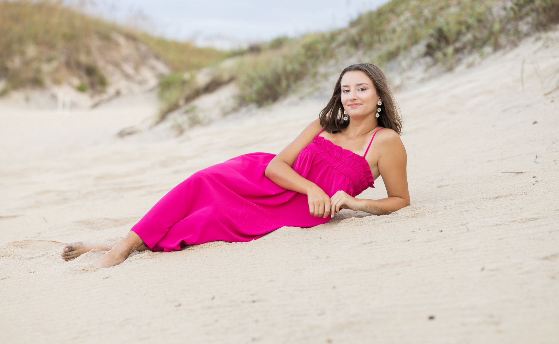 Sarah Hilts Photography, Nc Senior Portraits , NC Senior Photographer , OBX Senior Photographer, Coquina Beach Nags Head NC , Beach Senior Portraits, Beach senior pics , Seagreen Gallery Nags Head NC , Girl senior pics , girl poses, beach senior , class of 2022 , NC Senior , Outer Banks Senior Portraits