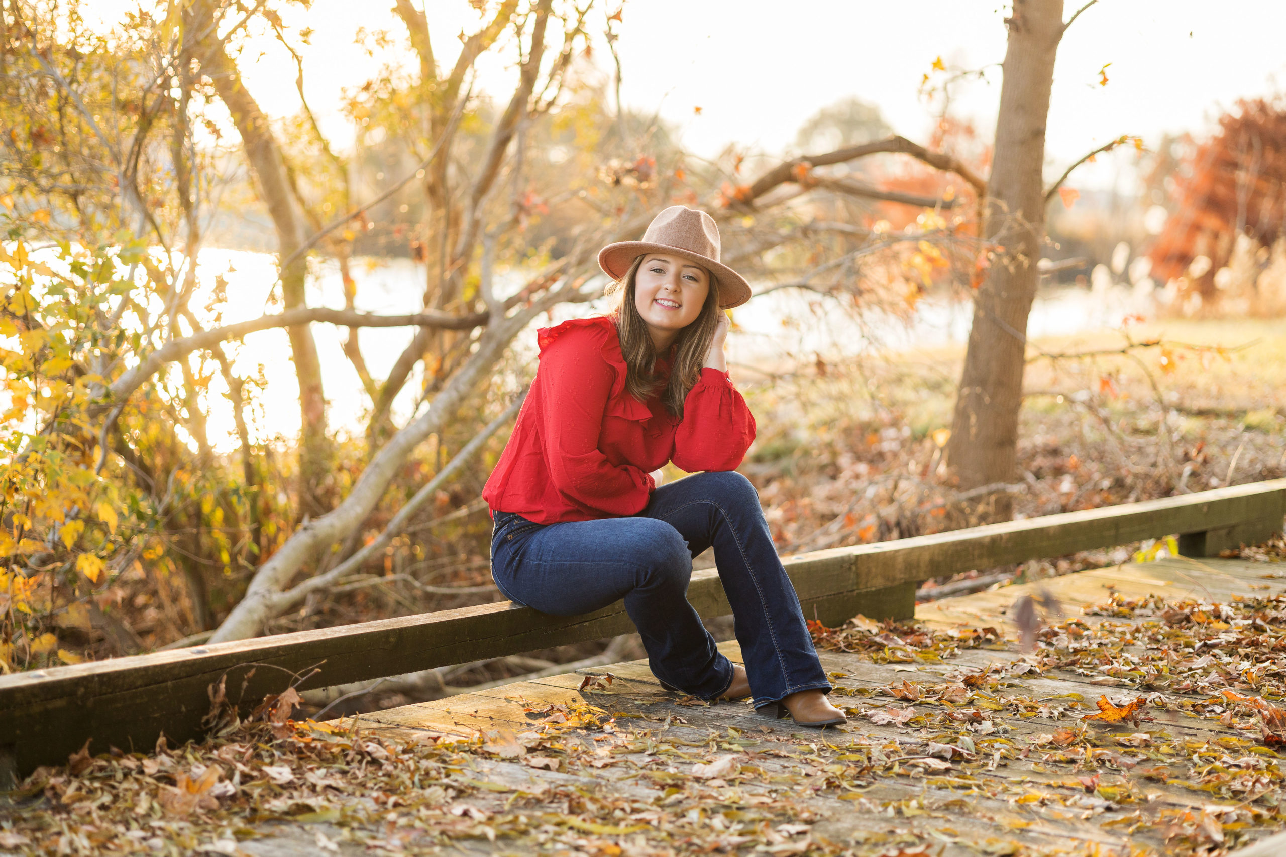 Sarah hits photography, teen session , perquimans county nc , pictures with puppy , fall teen session , Hertford NC teen photographer, girl poses , nc teen photographer 