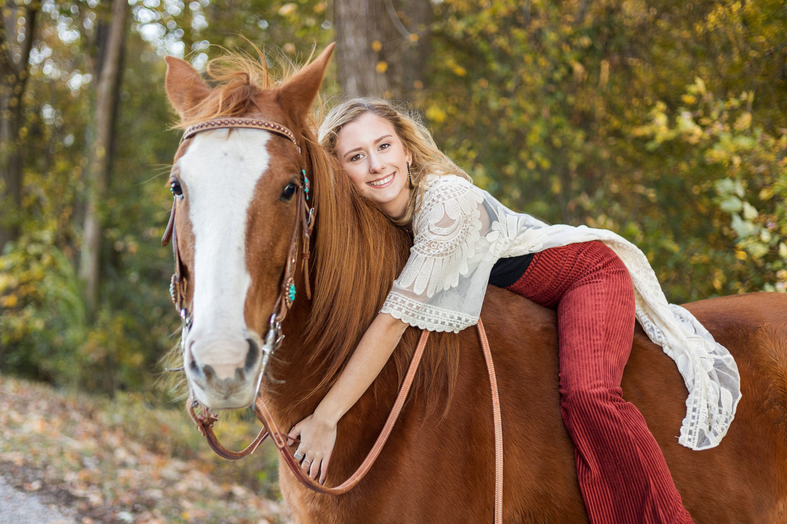 sarah hilts photography, nc Senior portaits , nc senior photographer, perquimans county senior portraits, Senior portraits with horse, senior pics with dog, fall senior pics , fall senior session, fall session, girl senior session , senior session with horse, eastern nc  senior session 