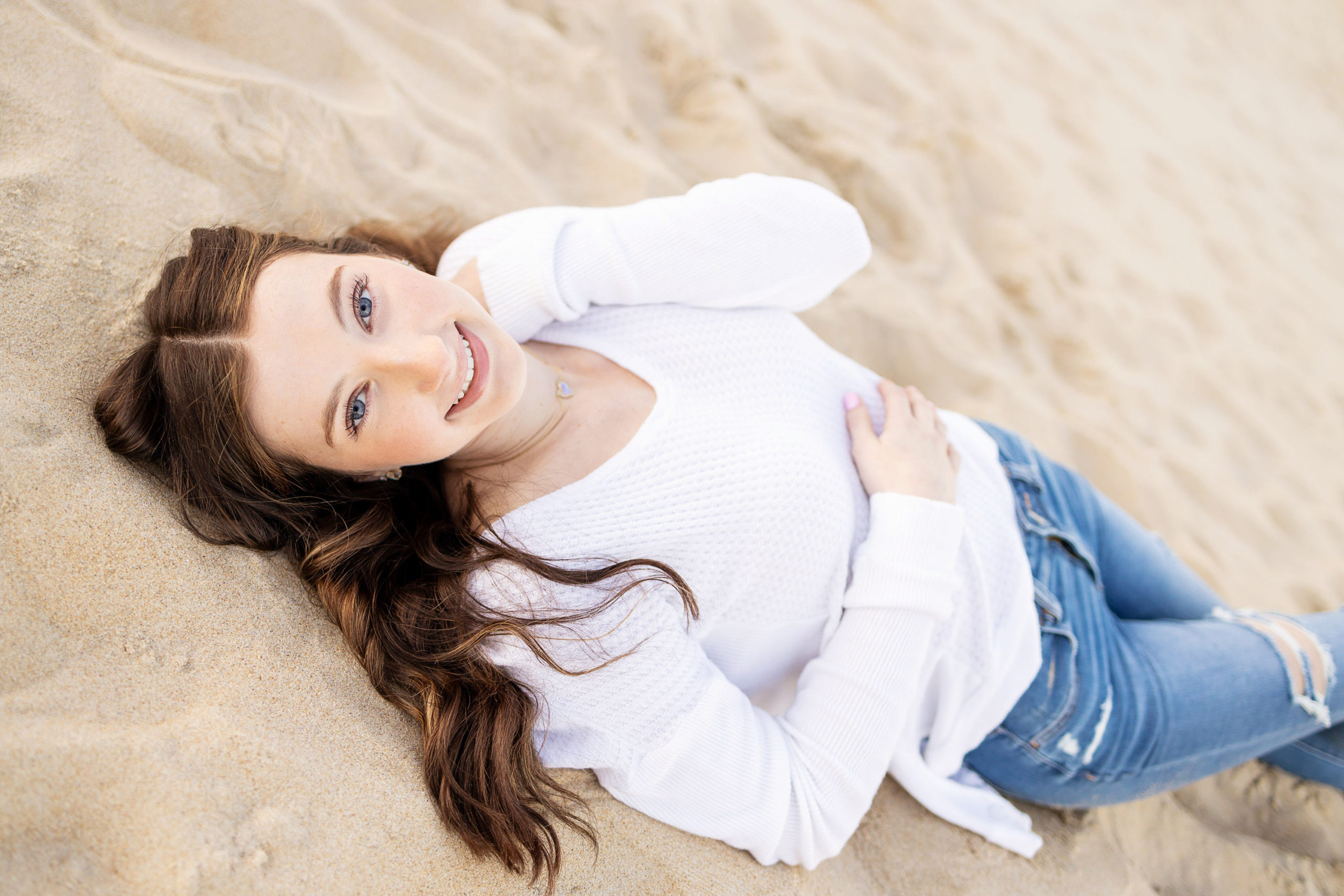 outerbanks North carolina , beach senior portraits, nags head, lighthouse , Bodie island lighthouse , nc State , senior pics , beach senior pictures , golden sunshine senior portraits , senior girl ,class of 2022 , sarah hilts photogrpahy, nc senior photographer , obx senior photographer , nags head senior portraits