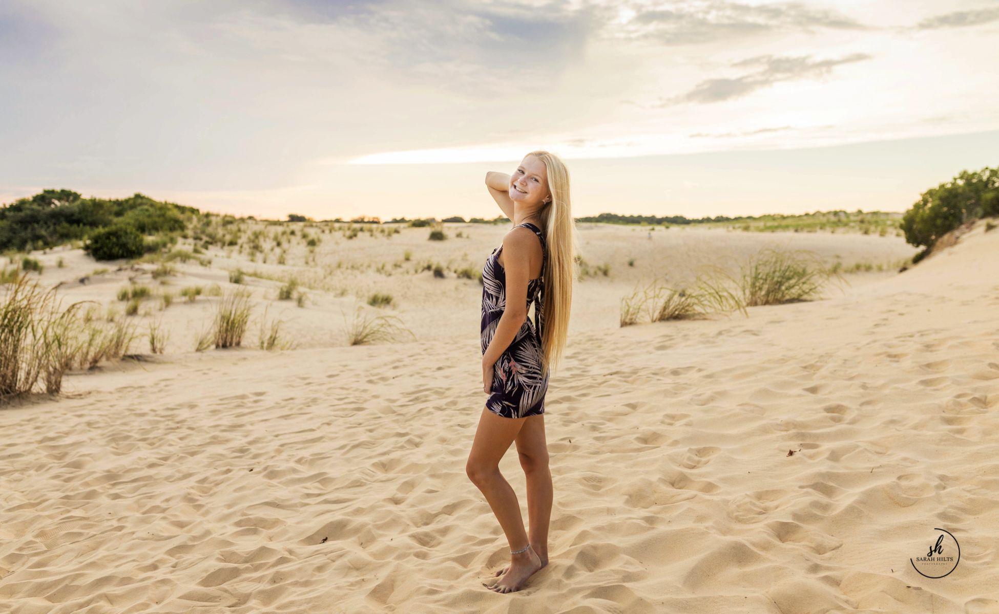 Jockey Ridge NC, Sarah Hilts Photography, obx senior photographer , outer banks pics , senior pics on obx, Nags Head fishing pier , Nags Head , Nags Head Senior pics , girl senior poses , beach senior poses , nc senior photographer , eastern NC Senior photographer, ocean senior pics,