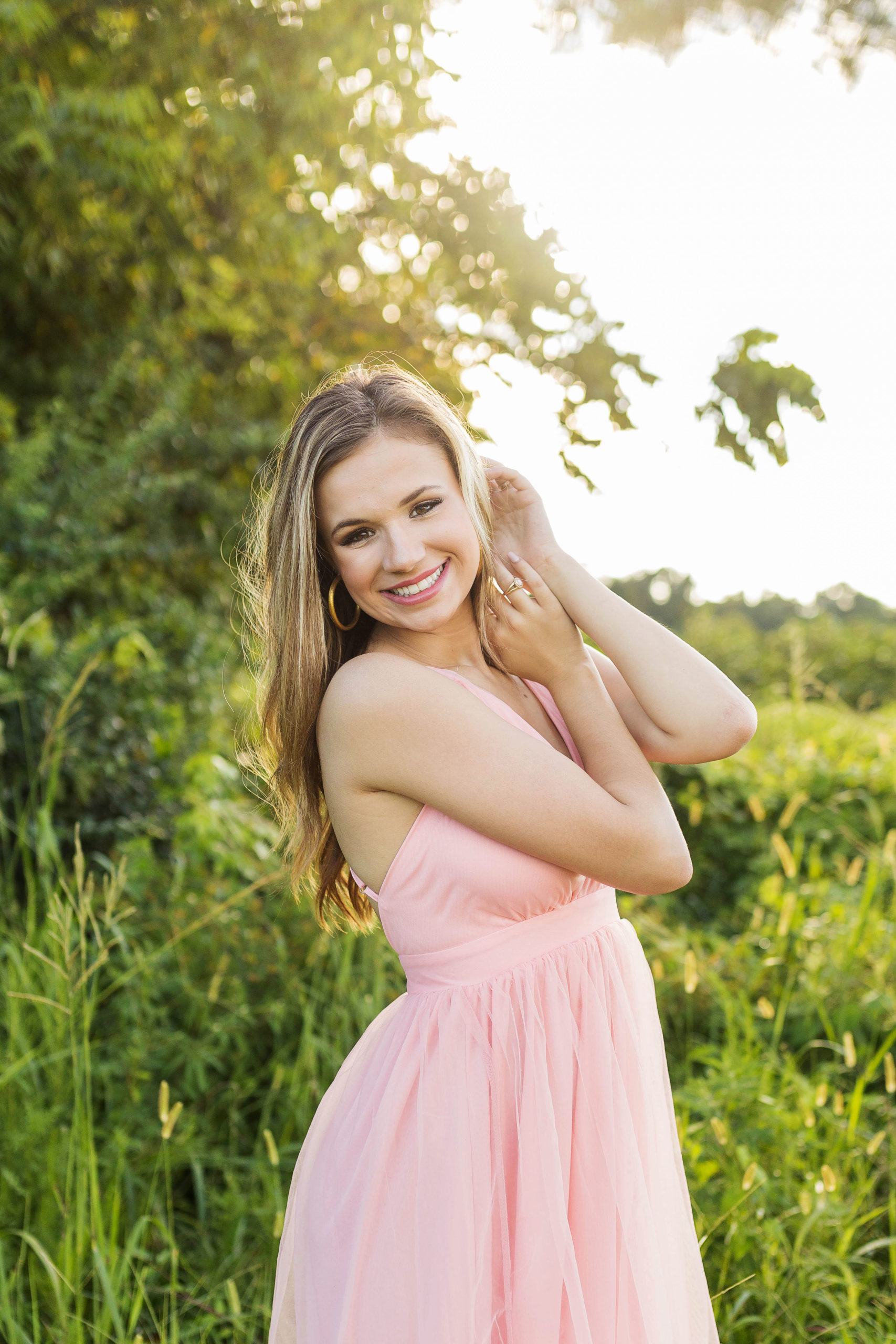 sarah hilts photography, nc senior portraits, senior portraits, Edenton NC , Country chic senior pics, urban style senior portraits, sarah hilts seniors, nc summer senior pics, girl senior pics , Edenton nc senior photos, eastern north carolina senior portraits, class of 2022