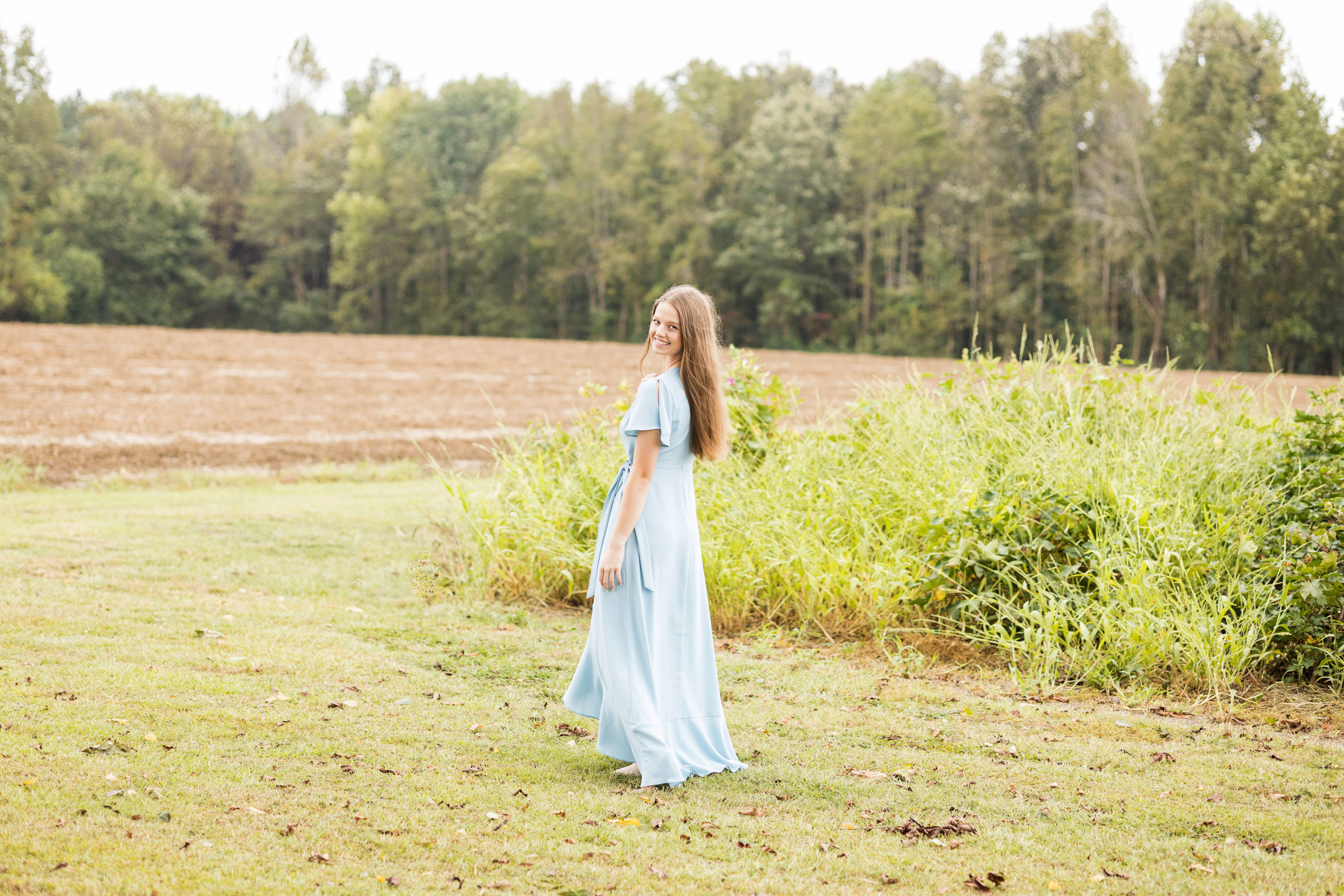 Sarah Hilts Photography, Senior Portraits, Senior pictures , NC Senior Photographer , Hertford NC , Edenton nc , Elizabeth City , Camden NC , Eastern NC Senior Photographer 