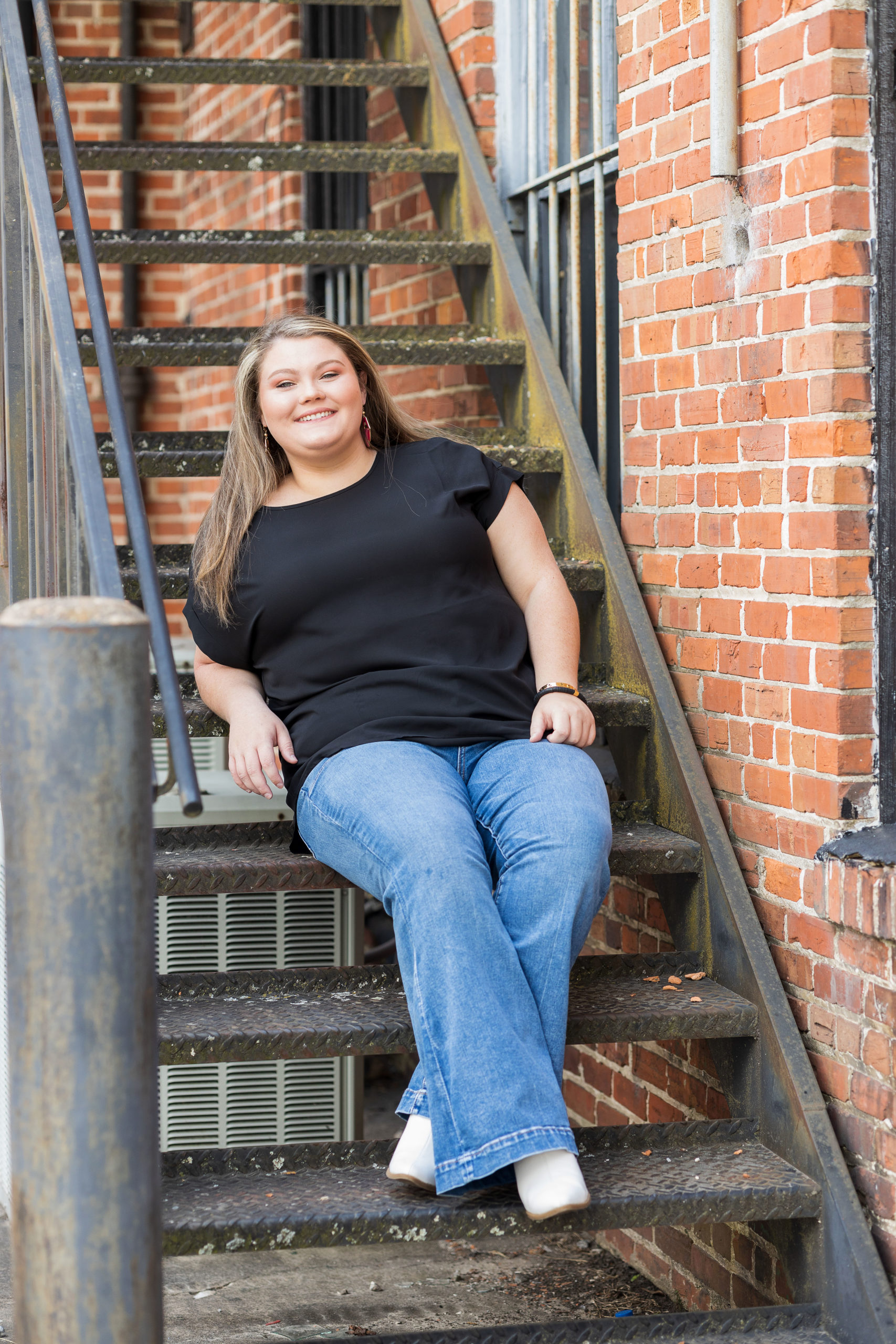 sarah hilts photography , north carolina senior photographer, nc senior portraits , Hertford NC , girl senior poses , summer senior portraits, senior portraits, Perquimans County, Perquimans river, Hertford senior photographer, Edenton NC, sunset senior portraits