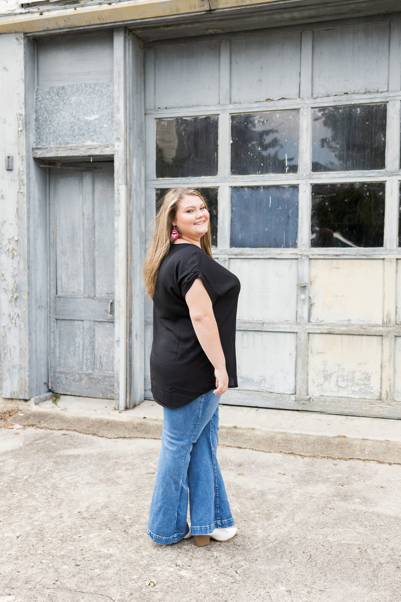 sarah hilts photography , north carolina senior photographer, nc senior portraits , Hertford NC , girl senior poses , summer senior portraits, senior portraits, Perquimans County, Perquimans river, Hertford senior photographer, Edenton NC, sunset senior portraits