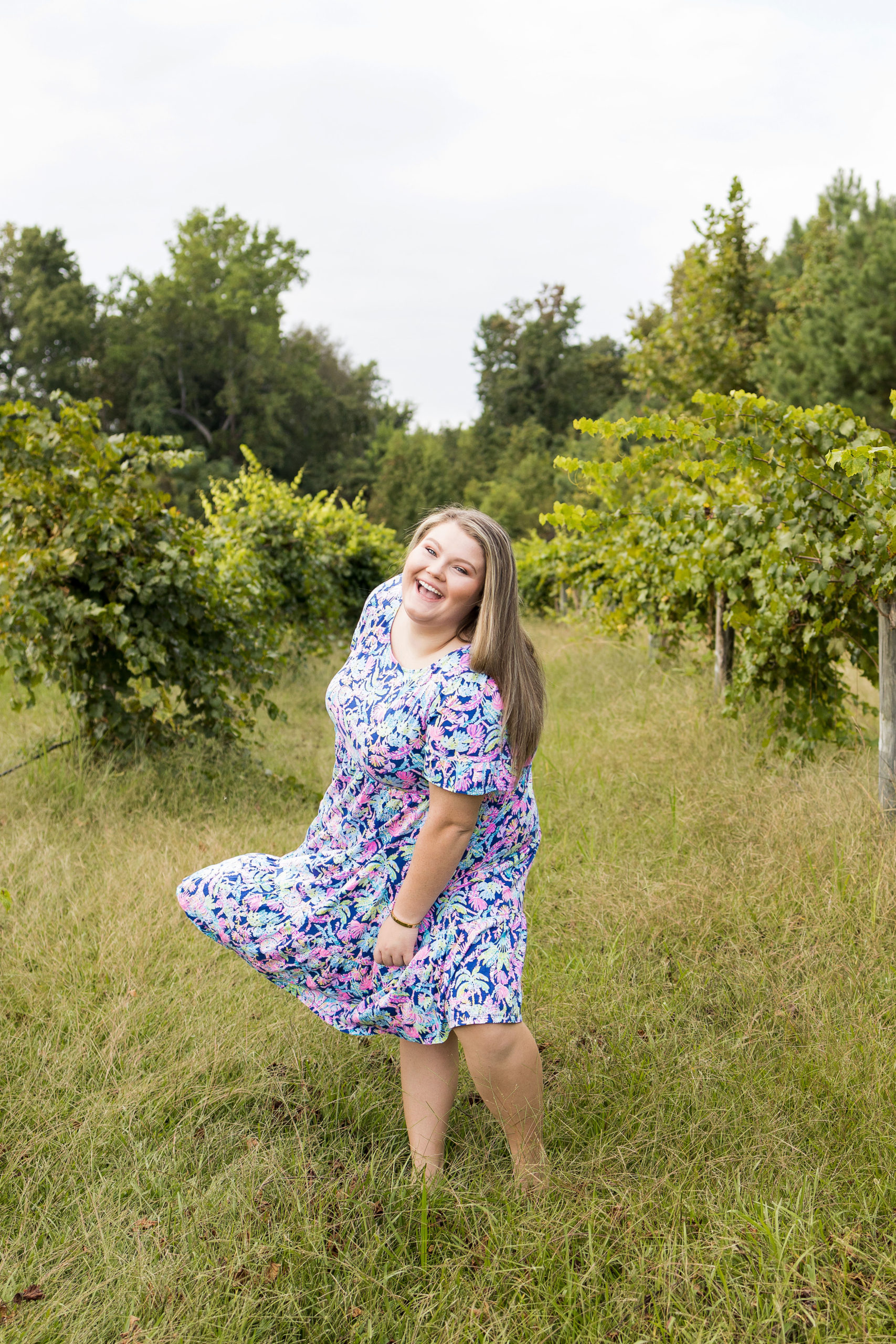 sarah hilts photography , north carolina senior photographer, nc senior portraits , Hertford NC , girl senior poses , summer senior portraits, senior portraits, Perquimans County, Perquimans river, Hertford senior photographer, Edenton NC, sunset senior portraits