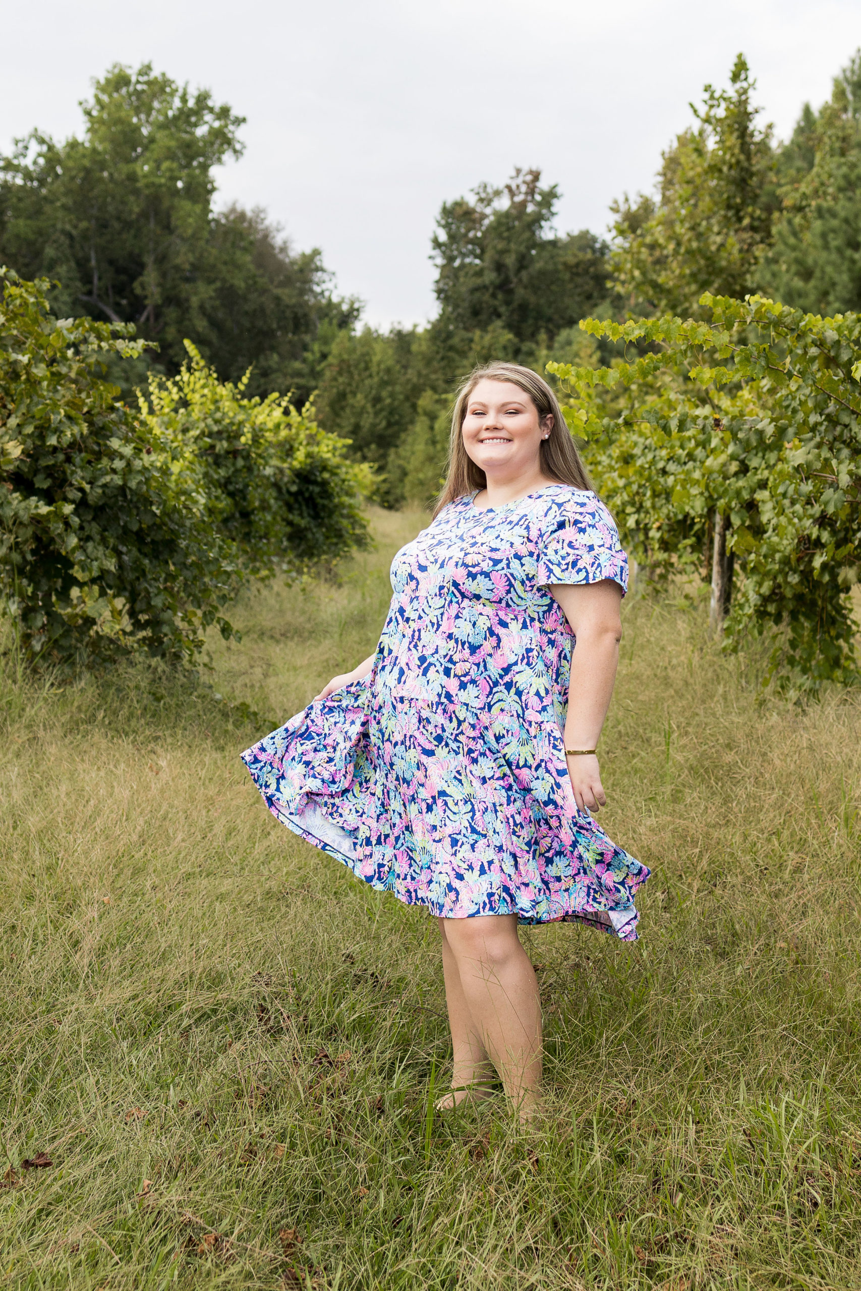 sarah hilts photography , north carolina senior photographer, nc senior portraits , Hertford NC , girl senior poses , summer senior portraits, senior portraits, Perquimans County, Perquimans river, Hertford senior photographer, Edenton NC, sunset senior portraits