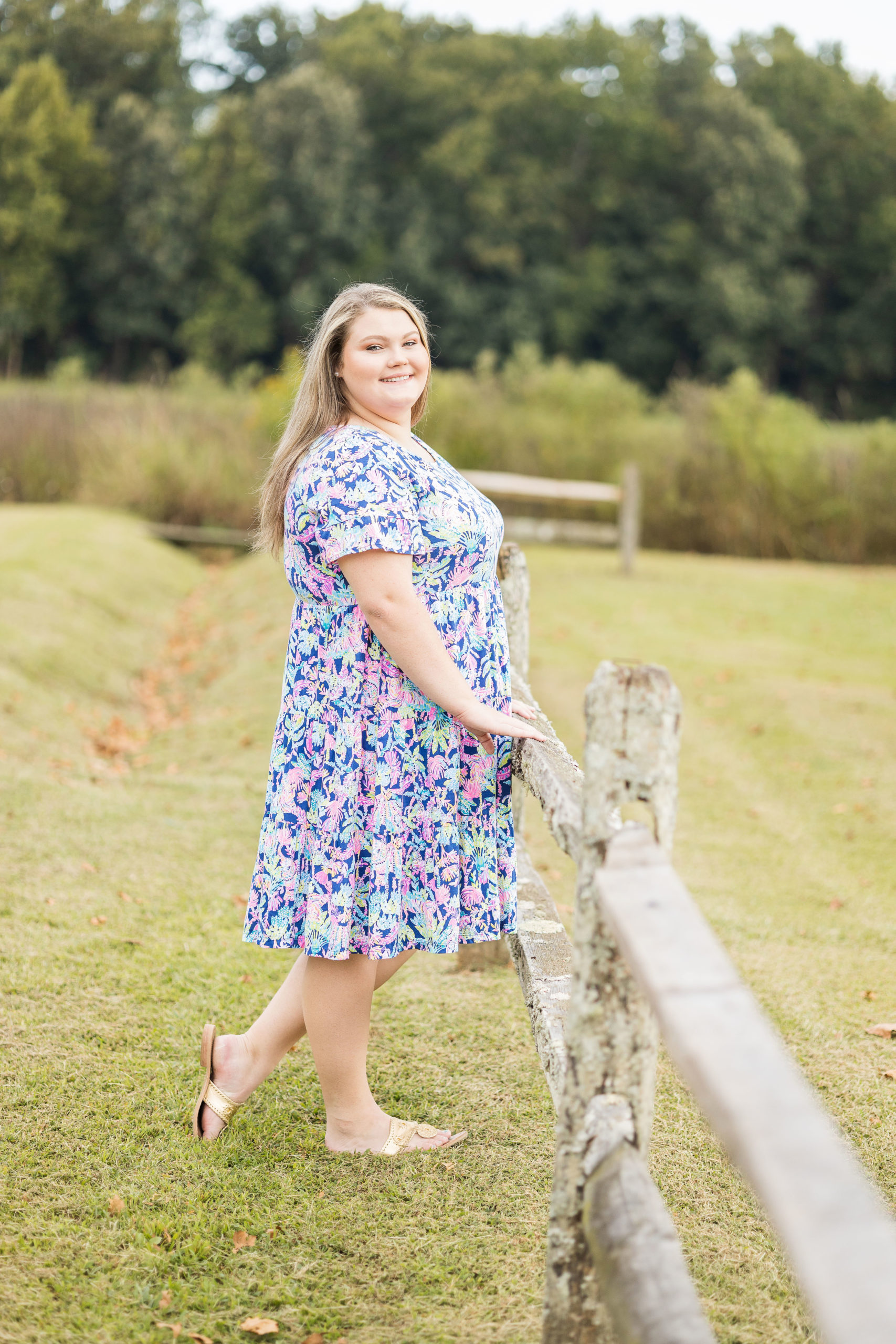 sarah hilts photography , north carolina senior photographer, nc senior portraits , Hertford NC , girl senior poses , summer senior portraits, senior portraits, Perquimans County, Perquimans river, Hertford senior photographer, Edenton NC, sunset senior portraits