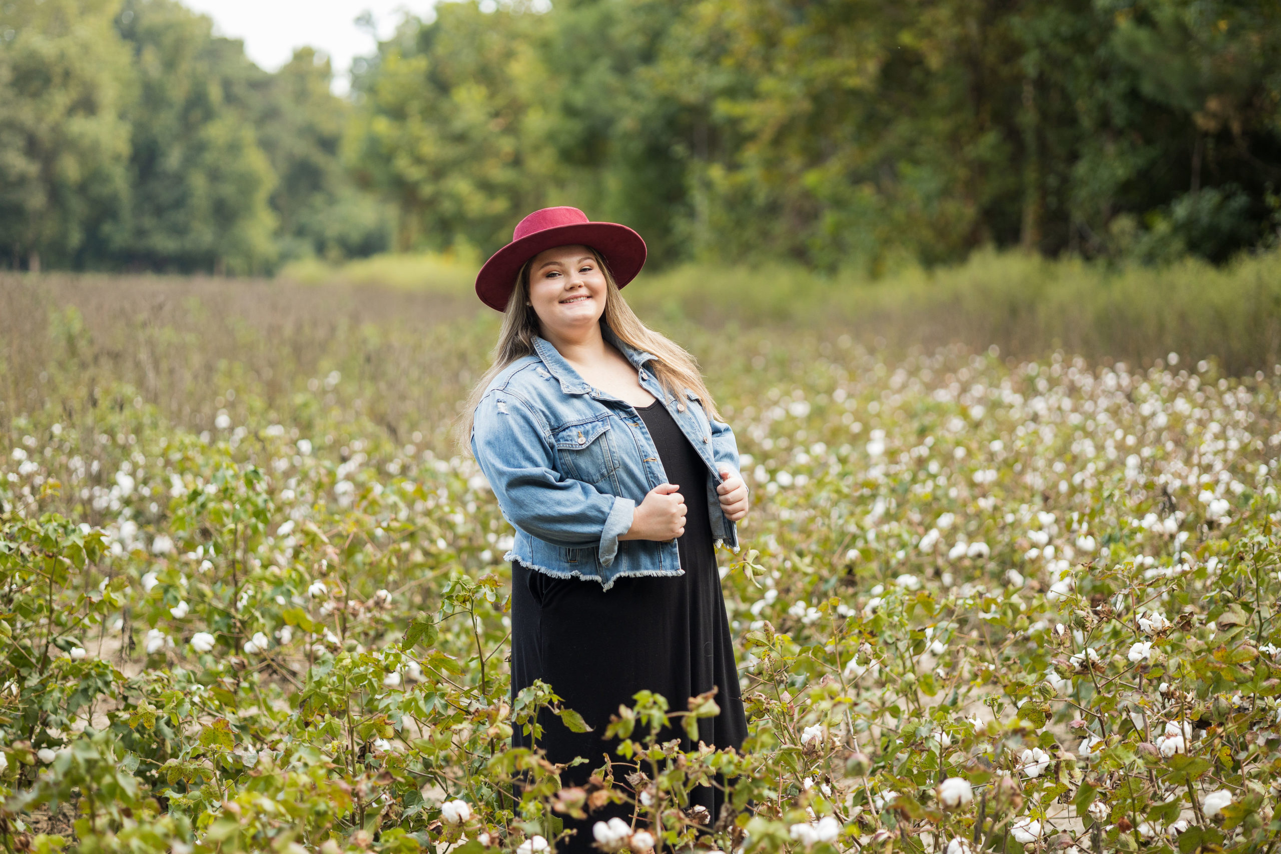 sarah hilts photography , north carolina senior photographer, nc senior portraits , Hertford NC , girl senior poses , summer senior portraits, senior portraits, Perquimans County, Perquimans river, Hertford senior photographer, Edenton NC, sunset senior portraits