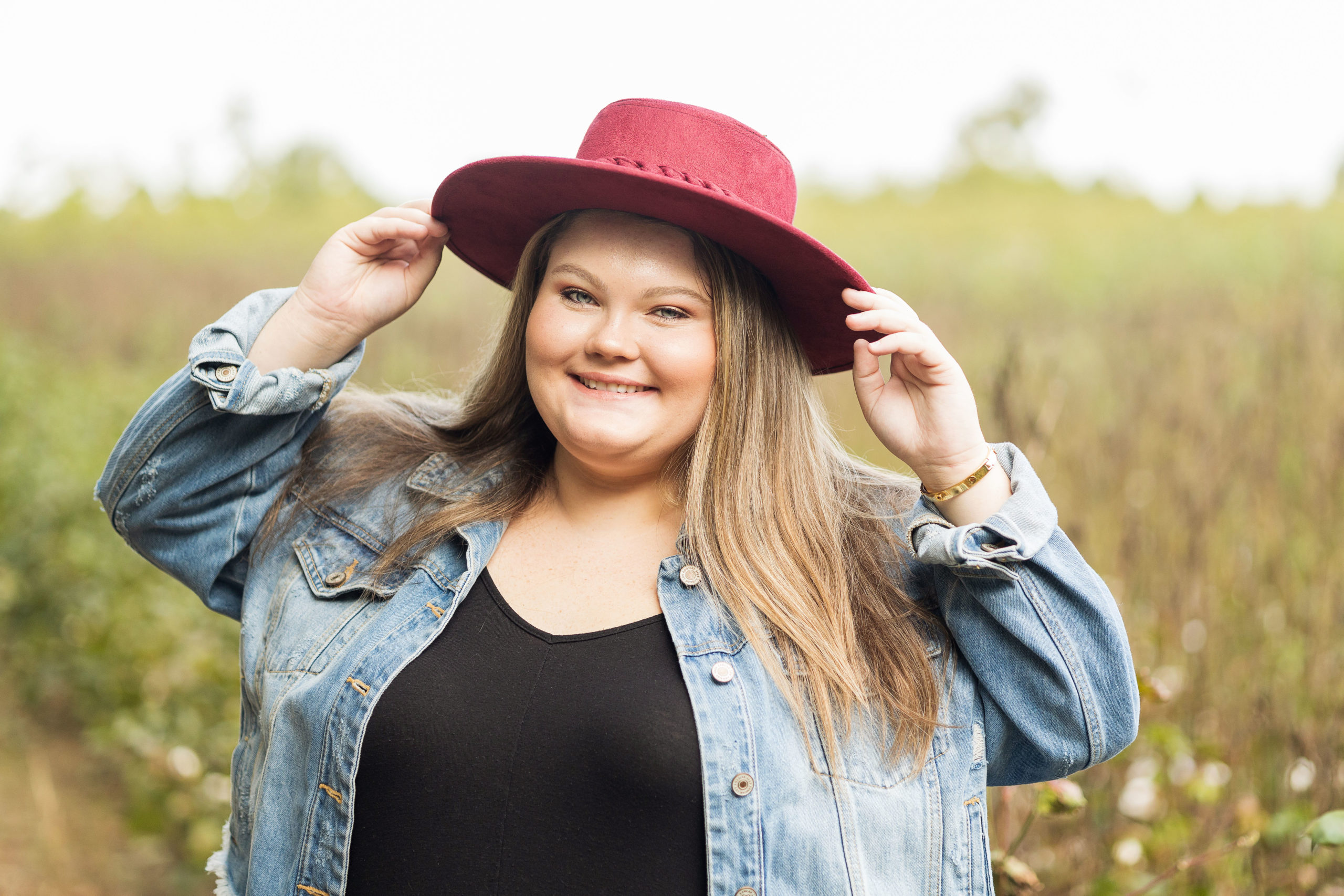 sarah hilts photography , north carolina senior photographer, nc senior portraits , Hertford NC , girl senior poses , summer senior portraits, senior portraits, Perquimans County, Perquimans river, Hertford senior photographer, Edenton NC, sunset senior portraits