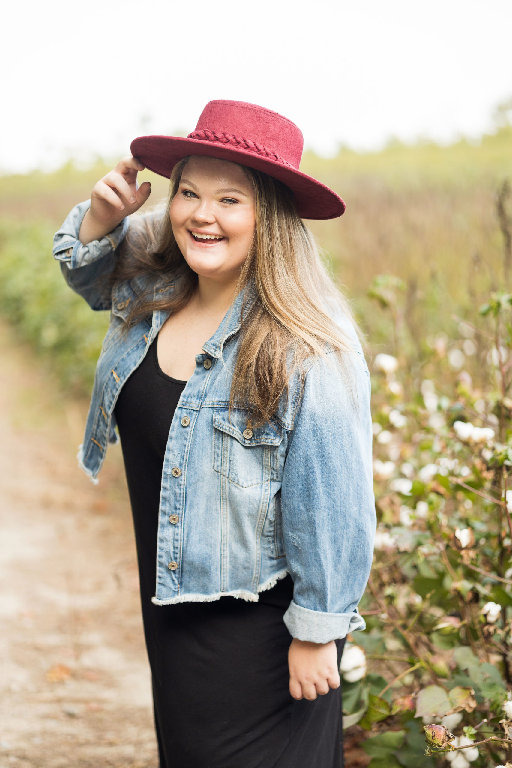 sarah hilts photography , north carolina senior photographer, nc senior portraits , Hertford NC , girl senior poses , summer senior portraits, senior portraits, Perquimans County, Perquimans river, Hertford senior photographer, Edenton NC, sunset senior portraits