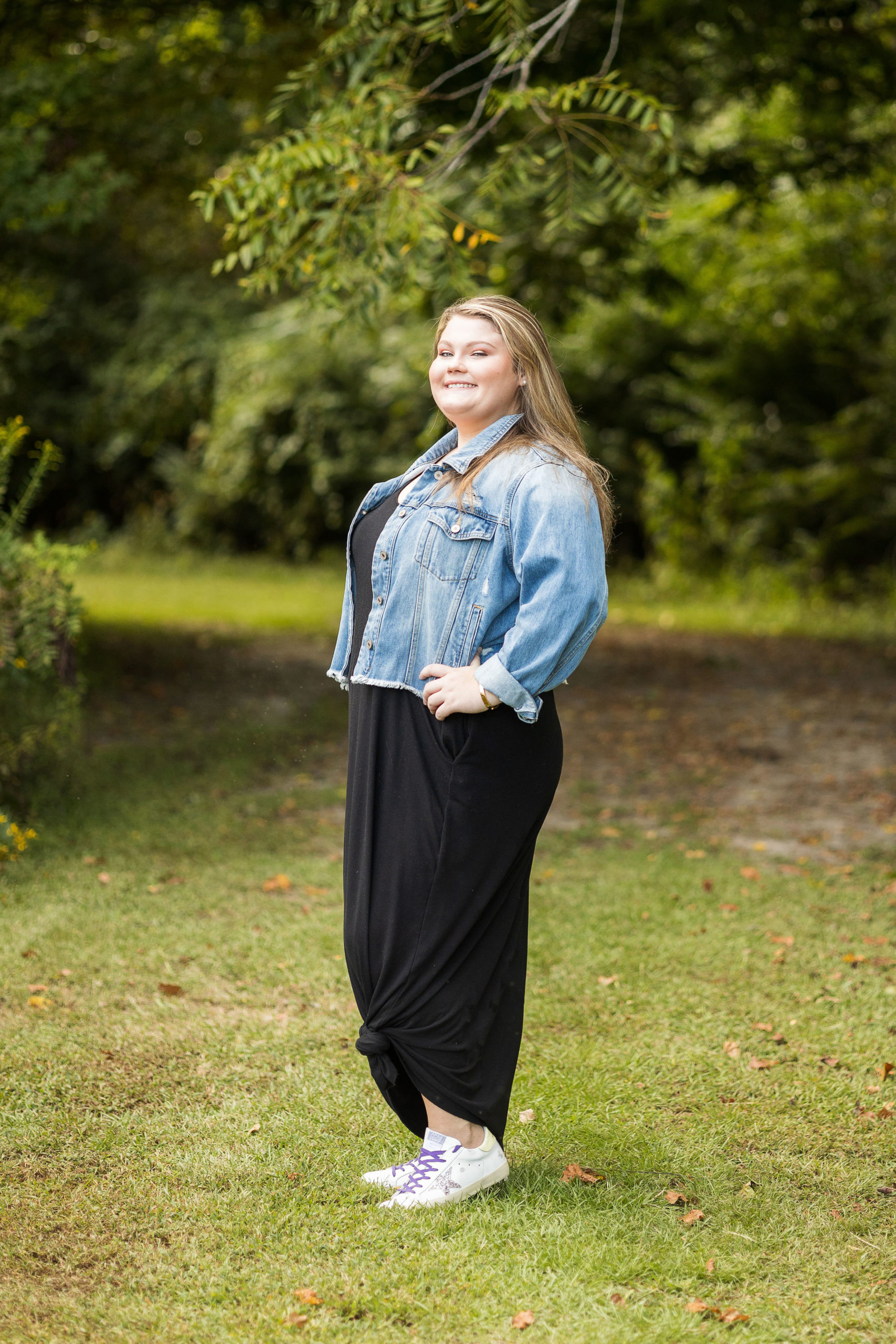 sarah hilts photography , north carolina senior photographer, nc senior portraits , Hertford NC , girl senior poses , summer senior portraits, senior portraits, Perquimans County, Perquimans river, Hertford senior photographer, Edenton NC, sunset senior portraits