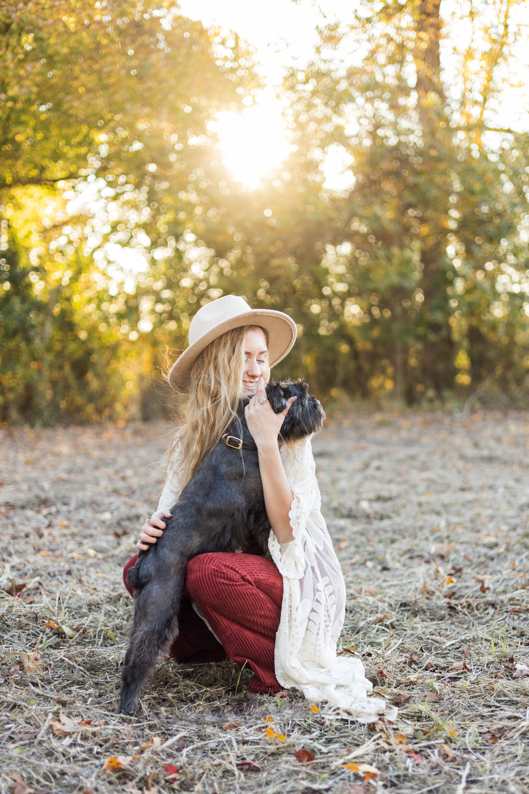 sarah hilts photography, nc Senior portaits , nc senior photographer, perquimans county senior portraits, Senior portraits with horse, senior pics with dog, fall senior pics , fall senior session, fall session, girl senior session , senior session with horse, eastern nc senior session