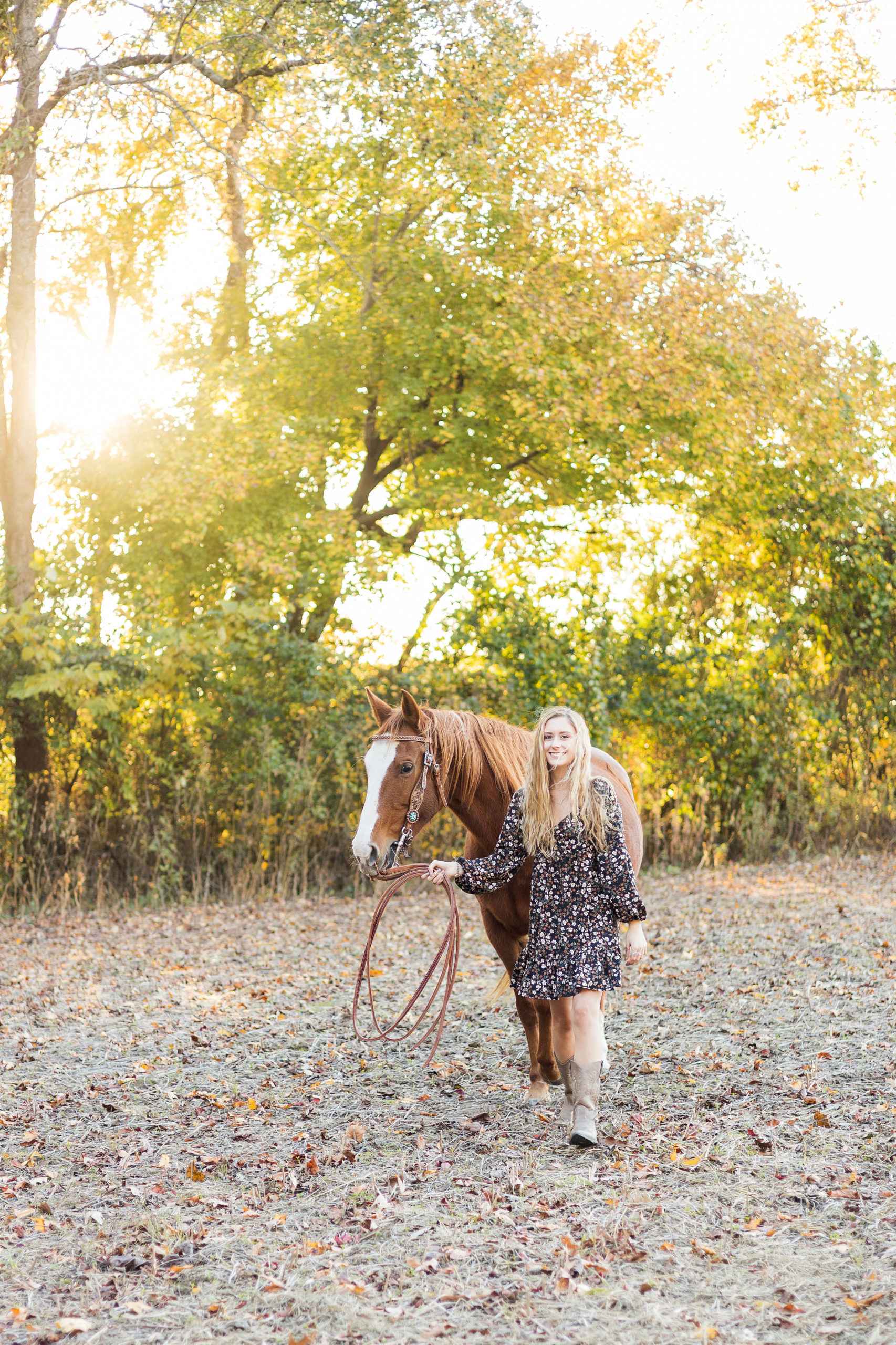 sarah hilts photography, nc Senior portaits , nc senior photographer, perquimans county senior portraits, Senior portraits with horse, senior pics with dog, fall senior pics , fall senior session, fall session, girl senior session , senior session with horse, eastern nc senior session