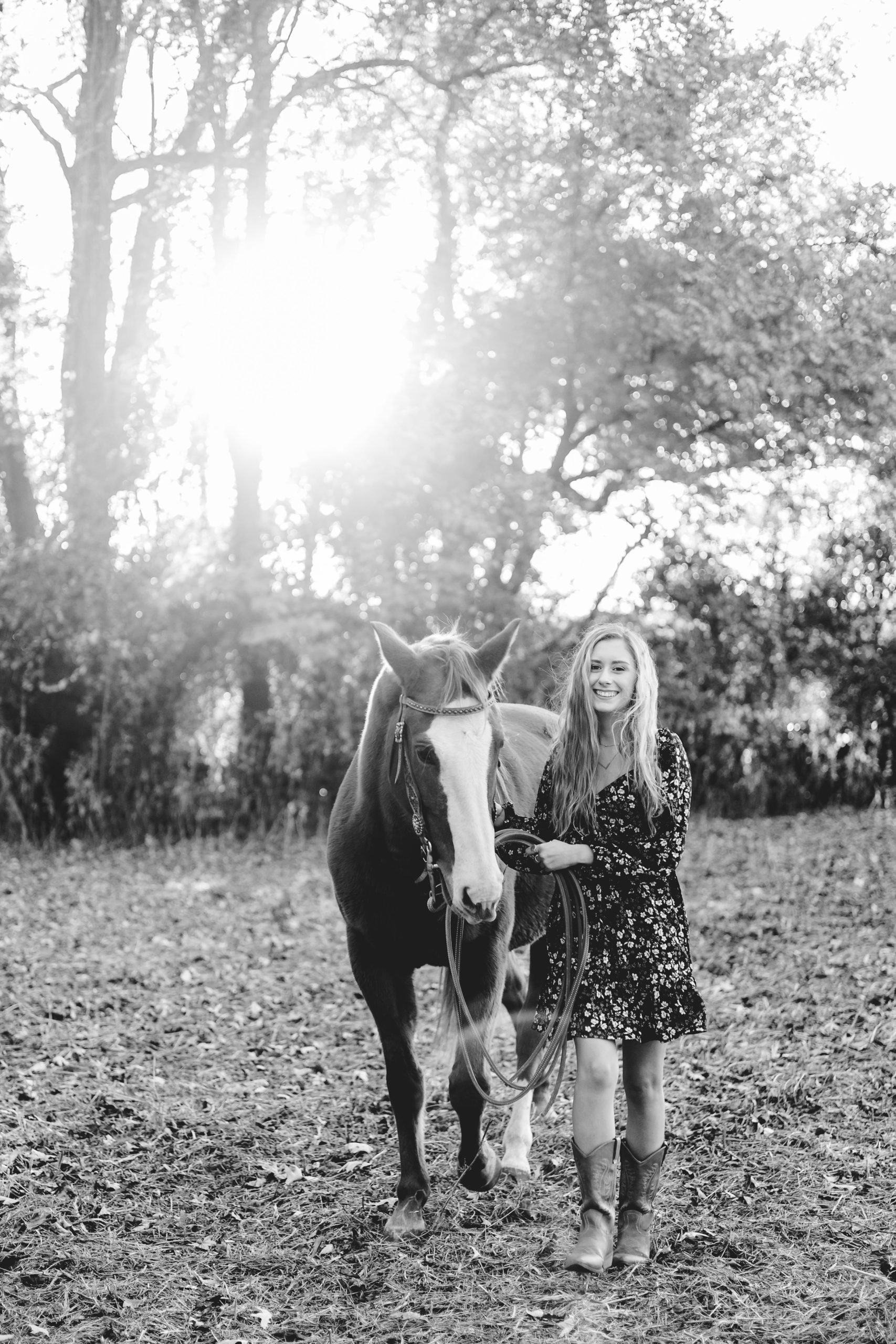 sarah hilts photography, nc Senior portaits , nc senior photographer, perquimans county senior portraits, Senior portraits with horse, senior pics with dog, fall senior pics , fall senior session, fall session, girl senior session , senior session with horse, eastern nc senior session