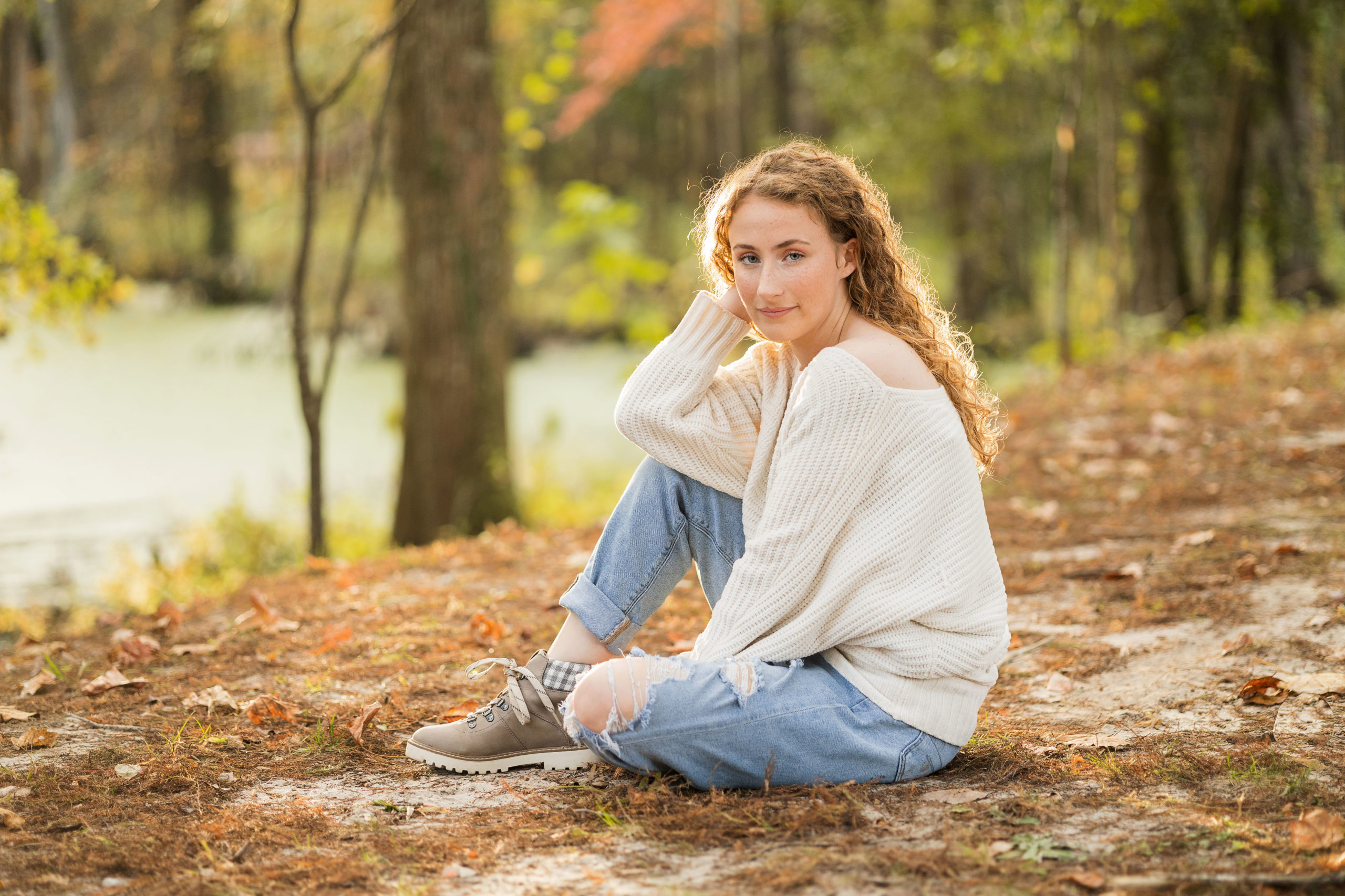 Sarah Hilts Photography, Sarah Hilts Seniors, Nc Senior Photographer , NC Senior Photography, EdentonNC , Chowan County nc , Bennetts Mill Pond Edenton NC , Fall senior Portraits, Fall girl senior pics, seniors pictures, class of 2022,