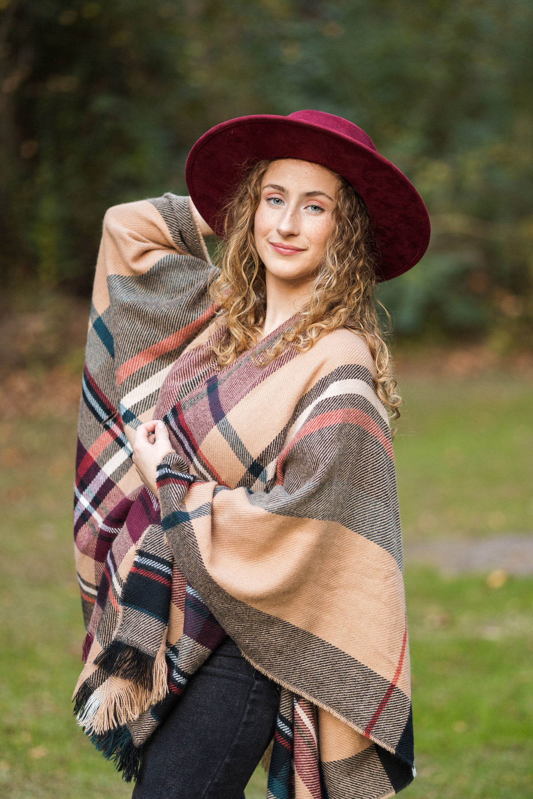 Sarah Hilts Photography, Sarah Hilts Seniors, Nc Senior Photographer , NC Senior Photography, EdentonNC , Chowan County nc , Bennetts Mill Pond Edenton NC , Fall senior Portraits, Fall girl senior pics, seniors pictures, class of 2022,