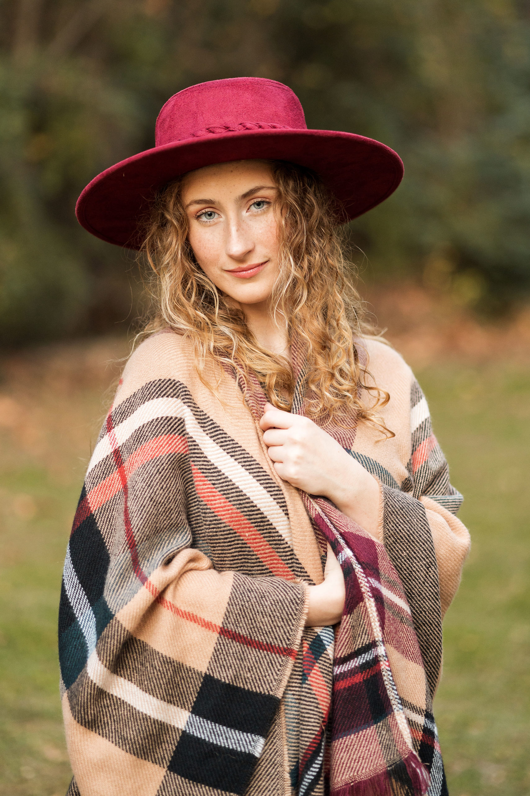 Sarah Hilts Photography, Sarah Hilts Seniors, Nc Senior Photographer , NC Senior Photography, EdentonNC , Chowan County nc , Bennetts Mill Pond Edenton NC , Fall senior Portraits, Fall girl senior pics, seniors pictures, class of 2022,