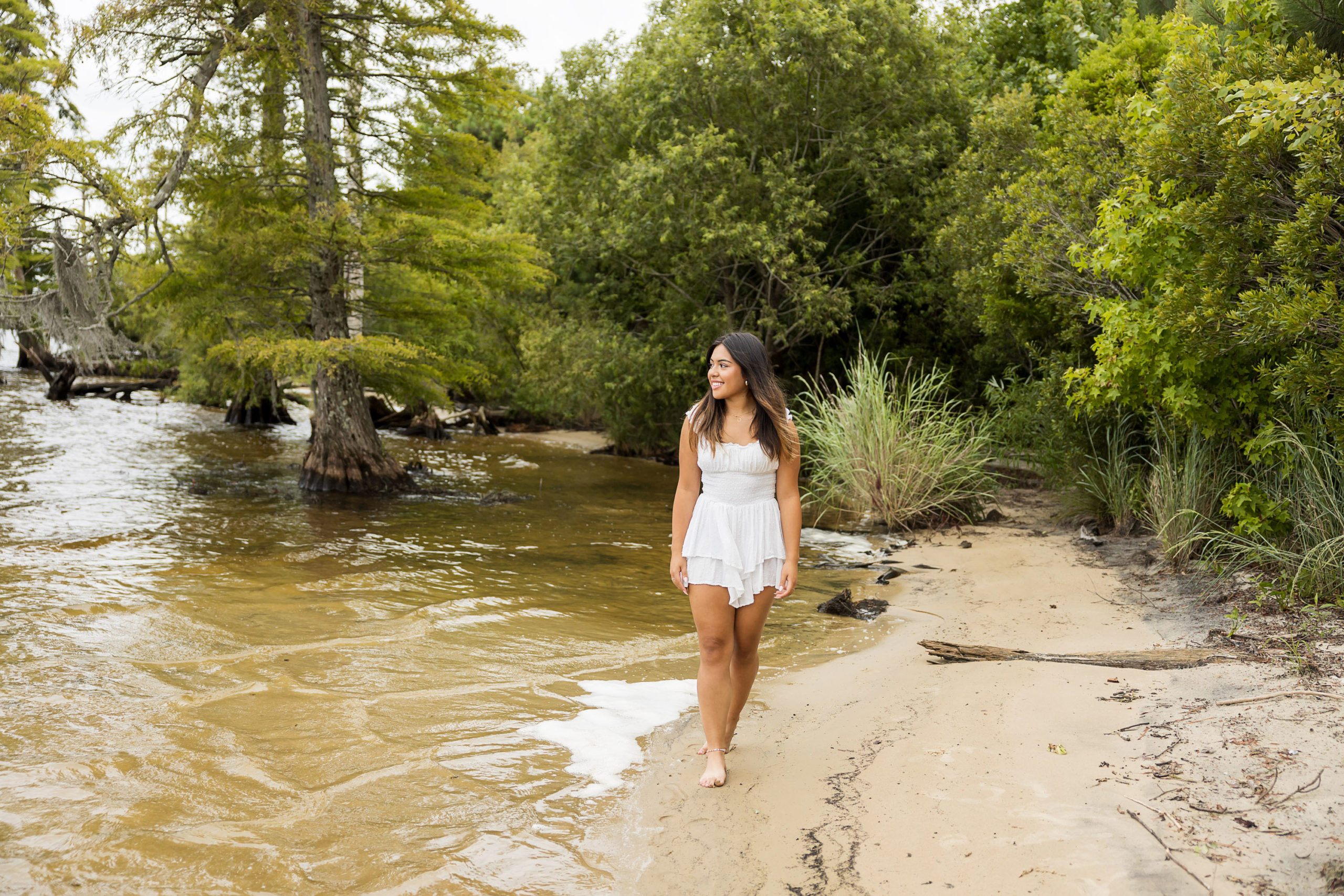 Newbold White House , Hertford NC , Perquimans River , Nc Senior Photographer, Sarah Hilts Photography , NC Senior Photographer, Hertford NC Senior Photographer, girl senior portraits, girl senior poses, senior pics . senior water , senior pics field