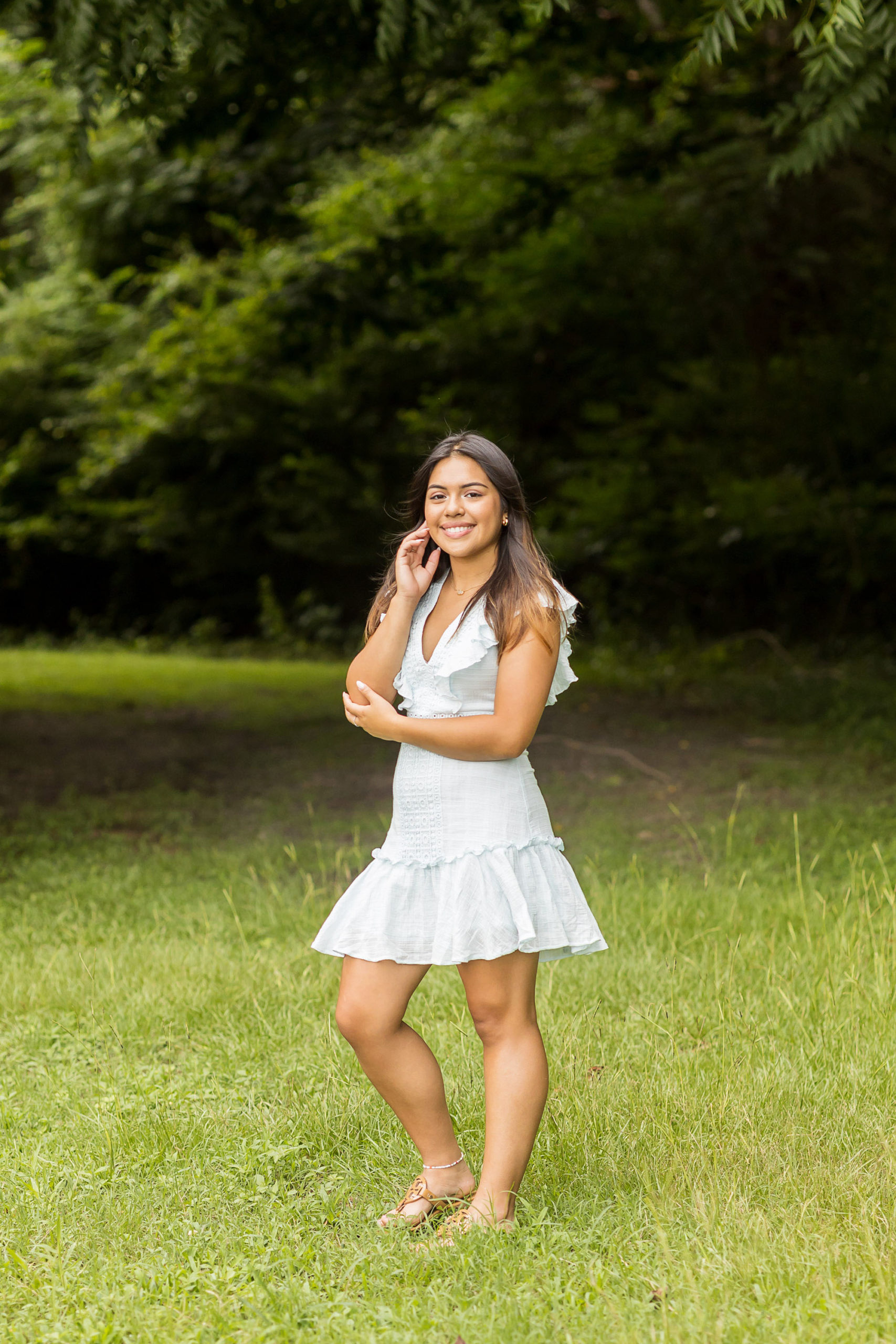 Newbold White House , Hertford NC , Perquimans River , Nc Senior Photographer, Sarah Hilts Photography , NC Senior Photographer, Hertford NC Senior Photographer, girl senior portraits, girl senior poses, senior pics . senior water , senior pics field