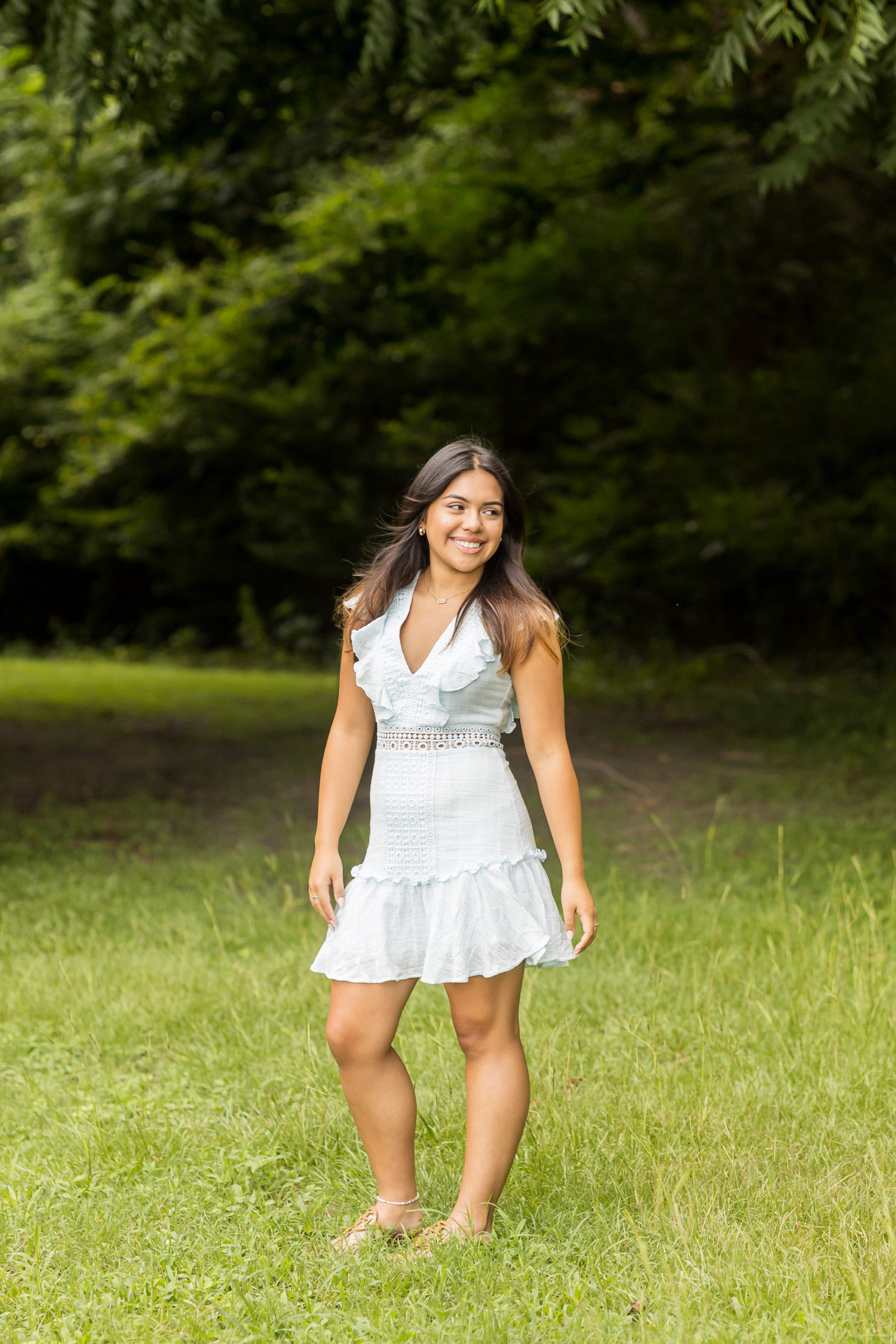 Newbold White House , Hertford NC , Perquimans River , Nc Senior Photographer, Sarah Hilts Photography , NC Senior Photographer, Hertford NC Senior Photographer, girl senior portraits, girl senior poses, senior pics . senior water , senior pics field