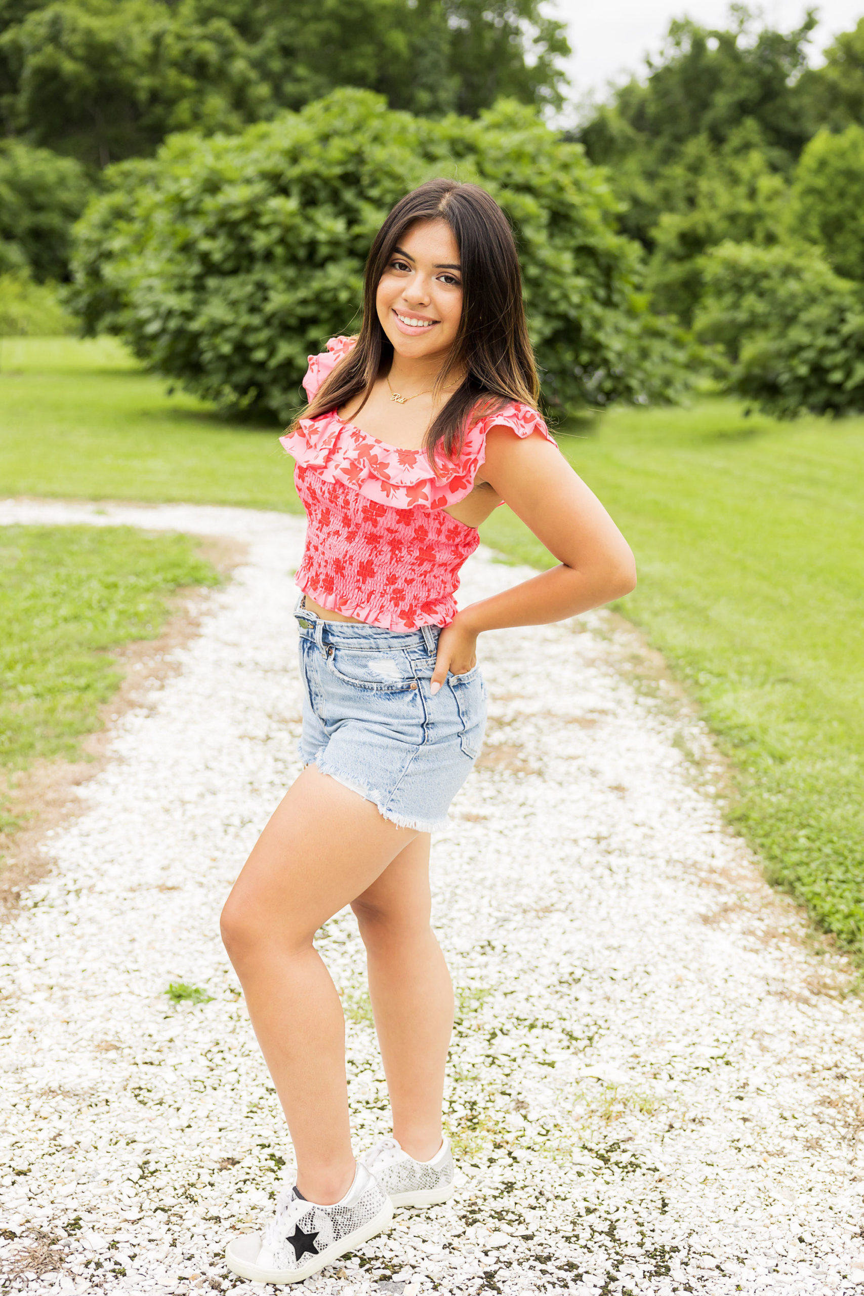 Newbold White House , Hertford NC , Perquimans River , Nc Senior Photographer, Sarah Hilts Photography , NC Senior Photographer, Hertford NC Senior Photographer, girl senior portraits, girl senior poses, senior pics . senior water , senior pics field