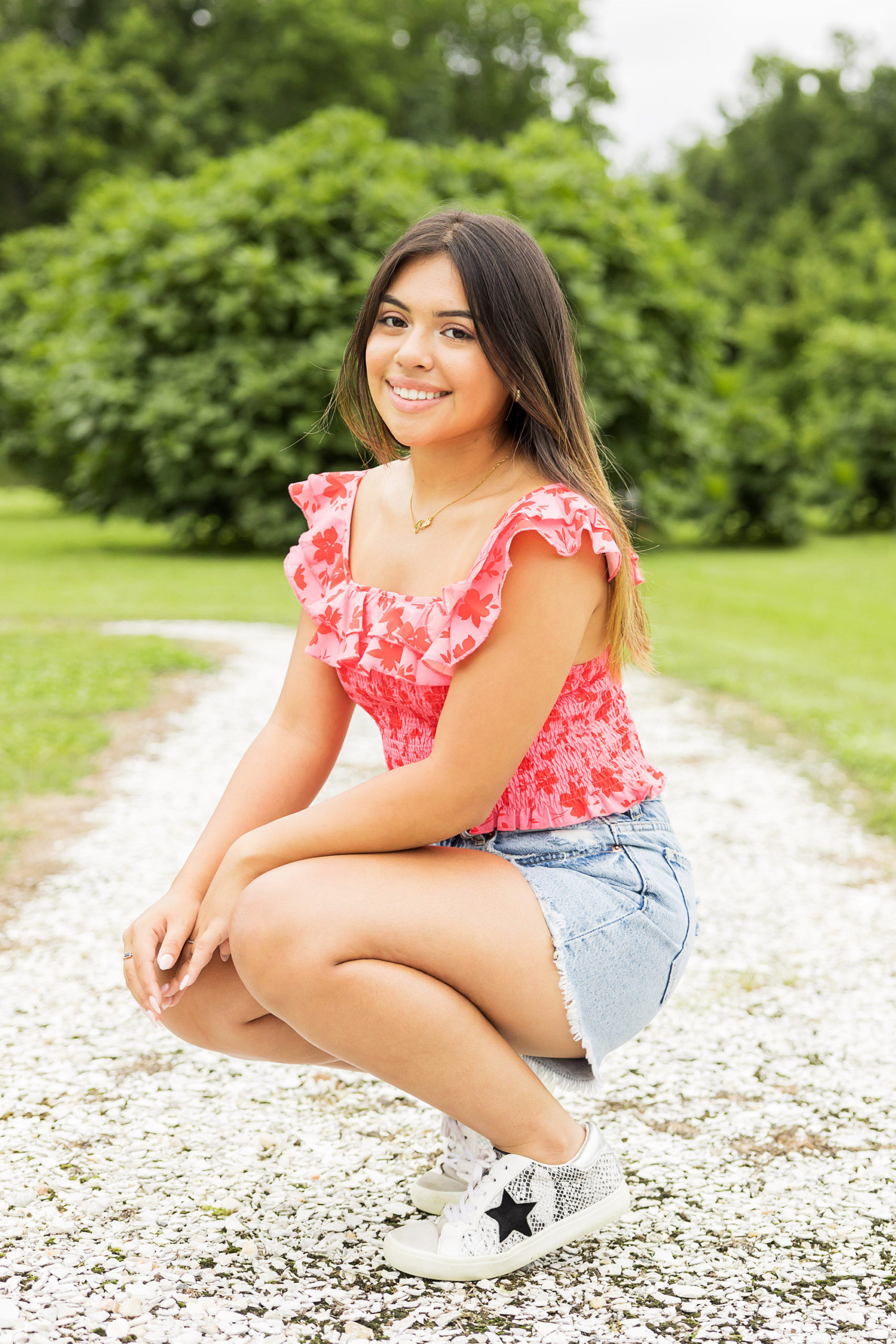 Newbold White House , Hertford NC , Perquimans River , Nc Senior Photographer, Sarah Hilts Photography , NC Senior Photographer, Hertford NC Senior Photographer, girl senior portraits, girl senior poses, senior pics . senior water , senior pics field