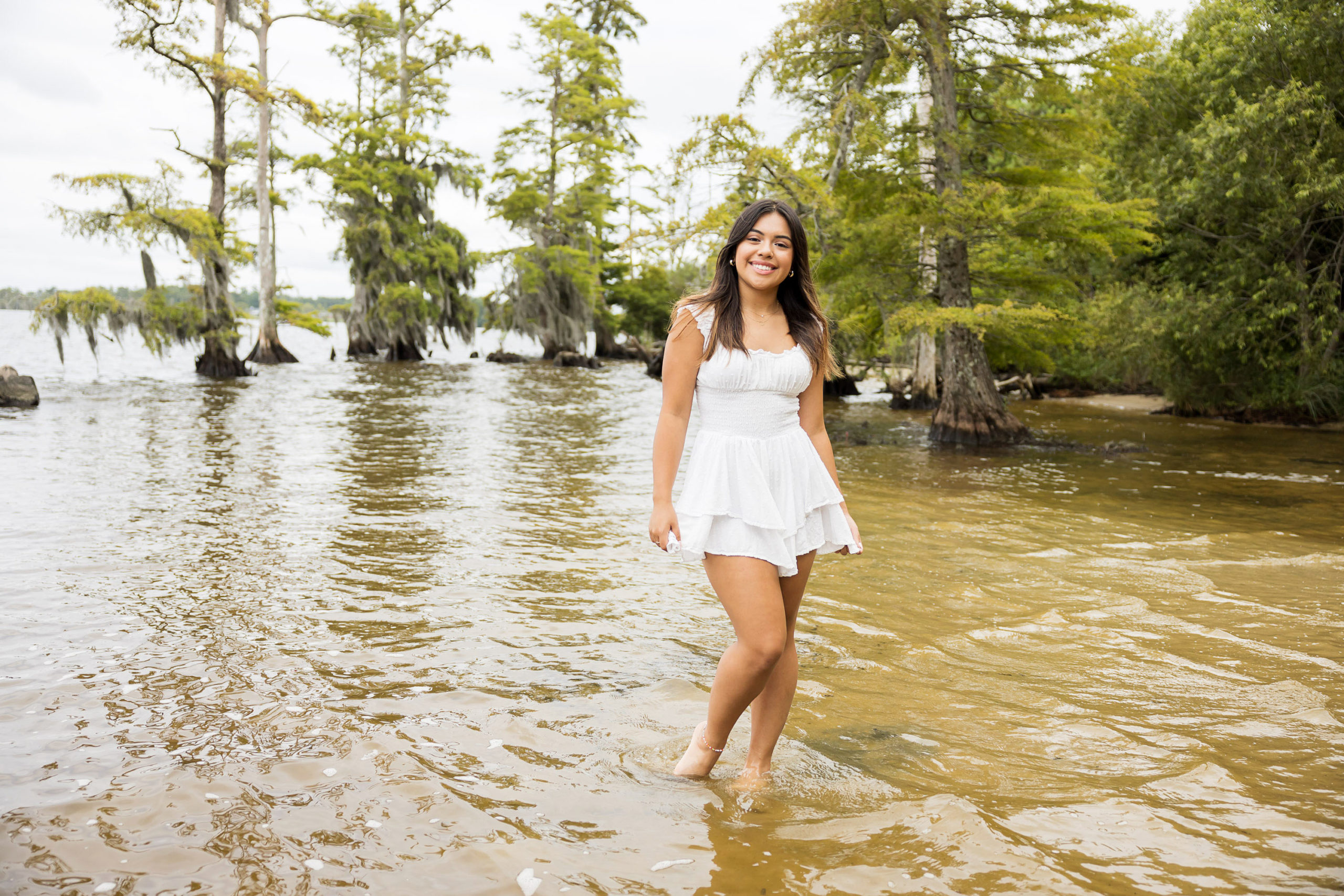 Newbold White House , Hertford NC , Perquimans River , Nc Senior Photographer, Sarah Hilts Photography , NC Senior Photographer, Hertford NC Senior Photographer, girl senior portraits, girl senior poses, senior pics . senior water , senior pics field