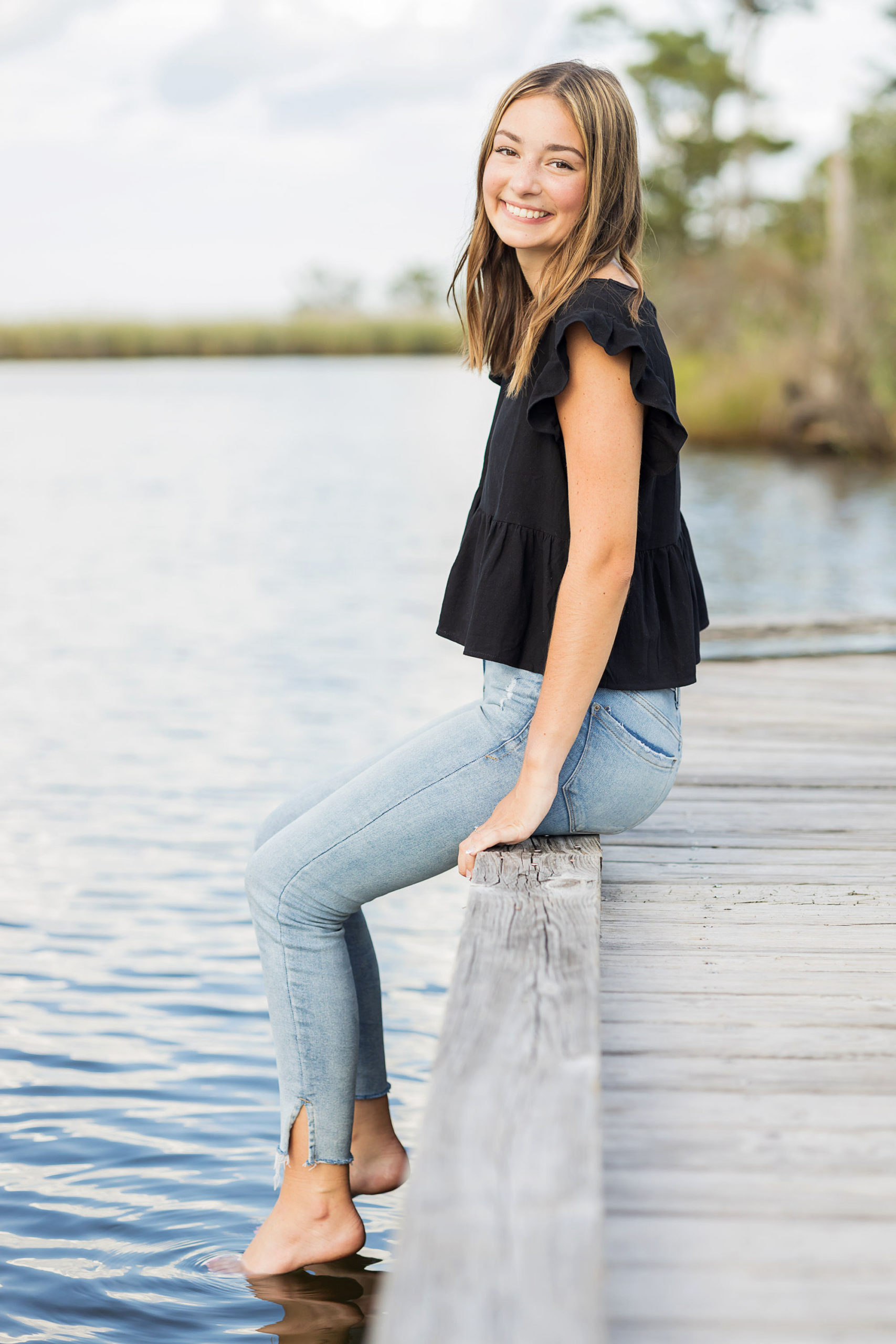 Sarah Hilts Photography, Senior Portraits, Senior pictures, NC Senior Photographer, Hertford NC, Edenton NC, Elizabeth City, Camden NC, Eastern NC Senior Photographer, Chowan, Sunflower senior pictures, senior pics with flowers, nags Head senior portraits, obxseniorphotographer