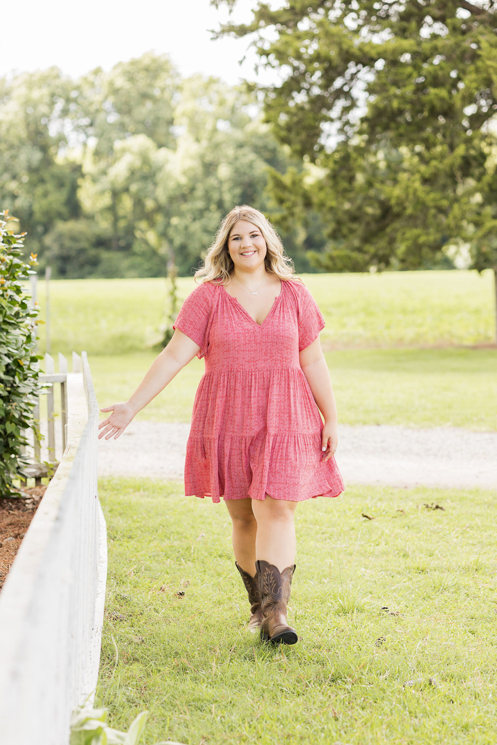 Newbold White House , Hertford NC , Perquimans River , Nc Senior Photographer, Sarah Hilts Photography , NC Senior Photographer, Hertford NC Senior Photographer, girl senior portraits, girl senior poses, senior pics . senior water , senior pics field