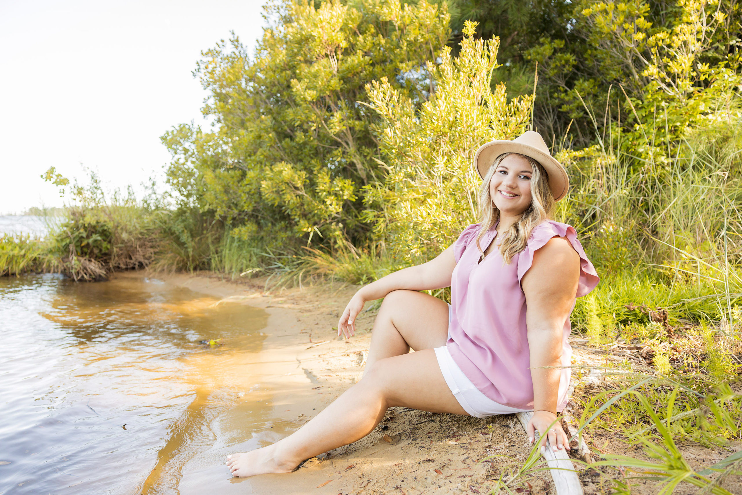 Newbold White House , Hertford NC , Perquimans River , Nc Senior Photographer, Sarah Hilts Photography , NC Senior Photographer, Hertford NC Senior Photographer, girl senior portraits, girl senior poses, senior pics . senior water , senior pics field