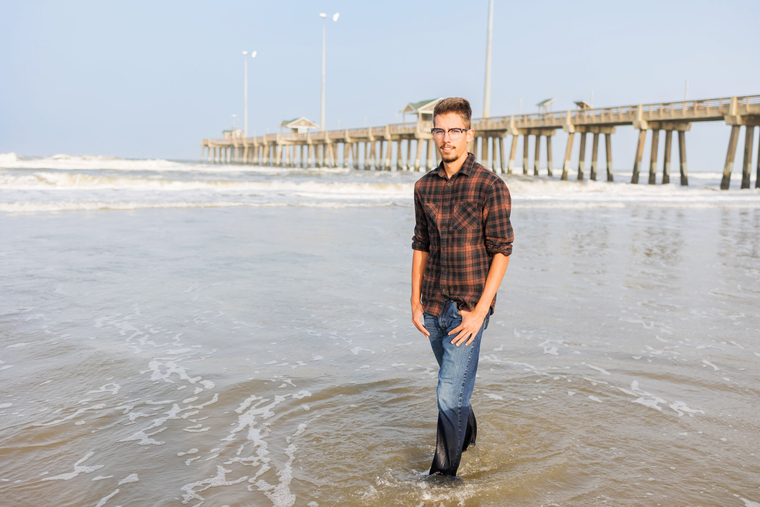 Outerbanks North Carolina, beach senior portraits, nags head, destination senior portraits, senior pics, beach senior pictures, golden sunshine senior portraits, senior girl, class of 2024, Sarah Hilts Photography, NC senior photographer, obx senior photographer, nags head senior portraits , Jennettes pier nags head, 